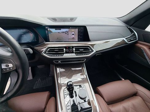 Used 2023 BMW X5 xDrive40i w/ Premium Package image 29