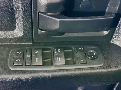 Used 2020 RAM 1500 Tradesman RWD image 23