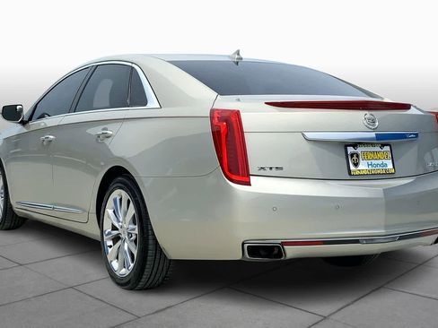 Used 2013 Cadillac XTS Luxury FWD image 12
