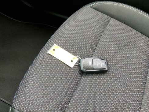 Used 2023 Buick Envision Preferred image 15