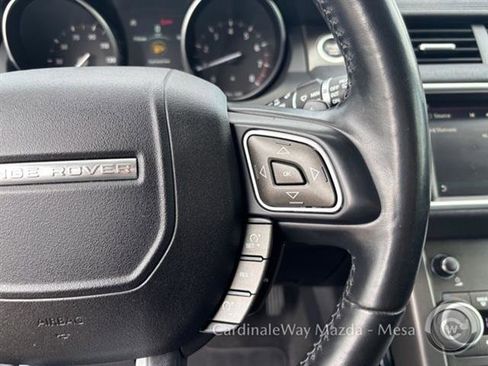 Used 2019 Land Rover Range Rover Evoque SE image 27