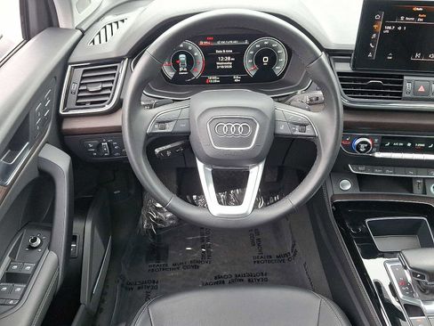 Certified 2023 Audi Q5 2.0T Premium Plus w/ Premium Plus Package image 21
