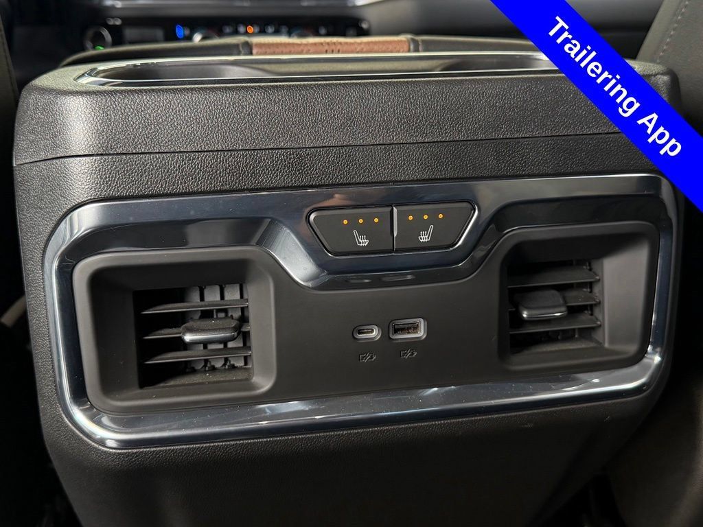 Used 2023 Chevrolet Silverado 1500 High Country w/ High Country Premium Package AWD/4WD image 24