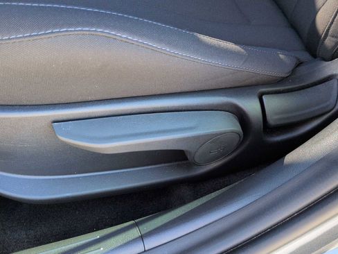 Used 2025 Hyundai Elantra Sport image 18