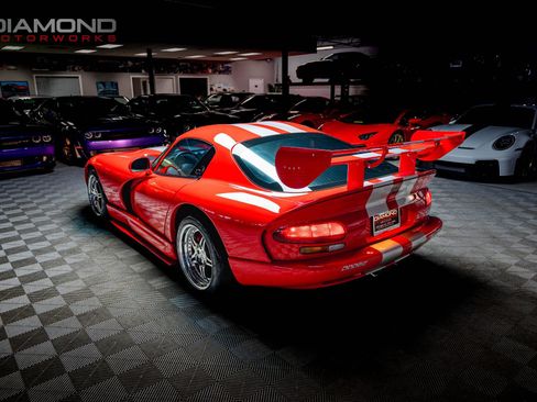 Used 2000 Dodge Viper GTS image 4