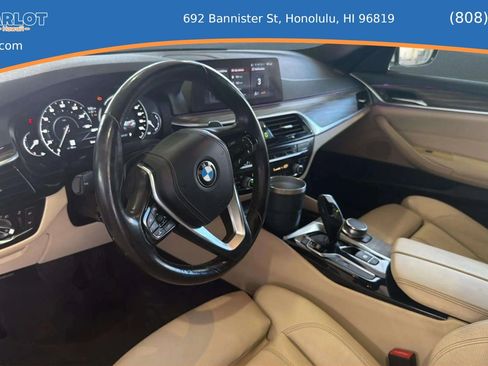 Used 2018 BMW 530e RWD image 19