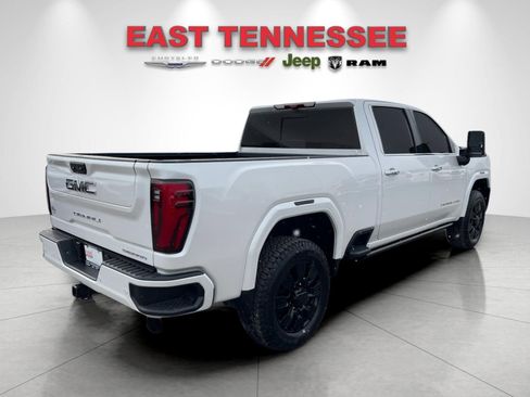 Used 2025 GMC Sierra 2500 Denali Ultimate image 3