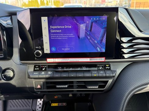 New 2026 Toyota Camry Hybrid image 22