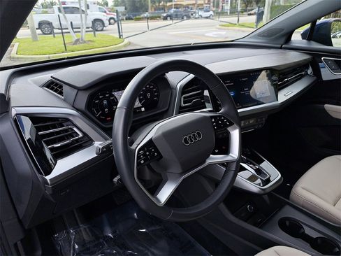 Certified 2024 Audi Q4 e-tron Premium Plus image 7