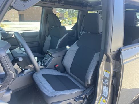 New 2026 Ford Bronco 4-Door AWD/4WD image 13