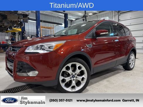 Used 2016 Ford Escape Titanium w/ Equipment Group 301A AWD/4WD image 1