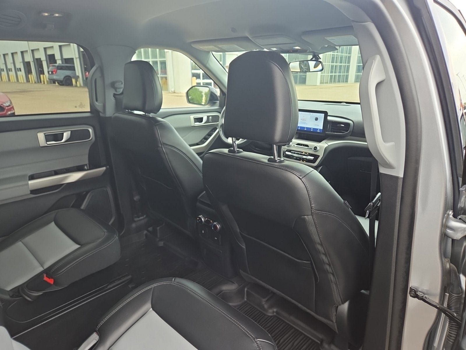 Certified 2023 Ford Explorer XLT w/ Equipment Group 202A AWD/4WD image 48