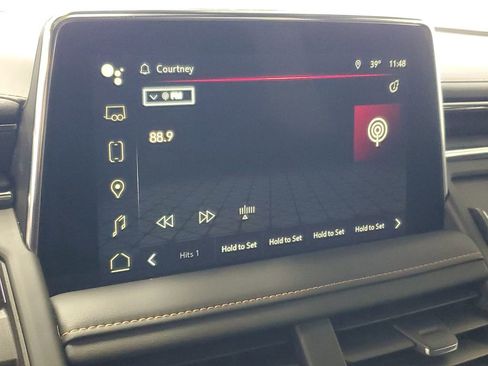 Used 2024 GMC Yukon XL AT4 w/ AT4 Premium Package image 19