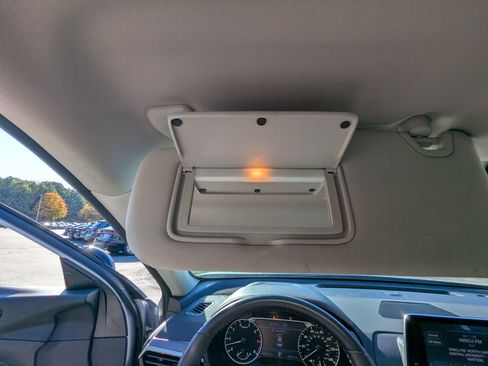 Used 2023 Nissan Altima 2.5 SR image 24