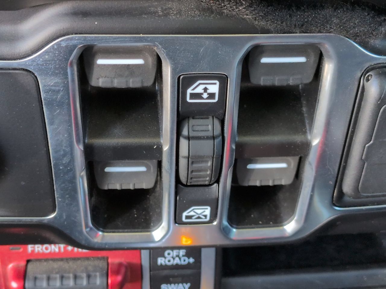 Used 2021 Jeep Gladiator Rubicon AWD/4WD image 24