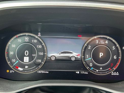 Used 2021 Jaguar XF R-Dynamic SE image 12