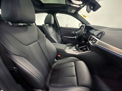 Used 2022 BMW 330e xDrive w/ M Sport Package image 25