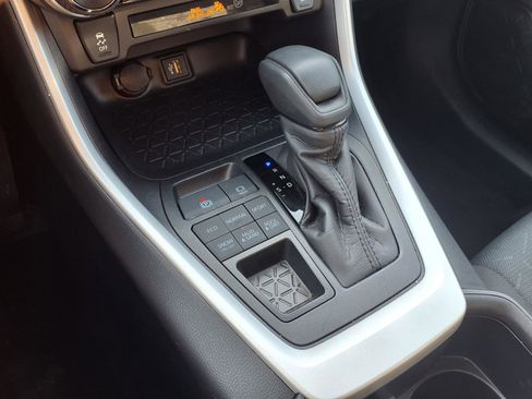 Certified 2025 Toyota RAV4 XLE AWD/4WD image 13