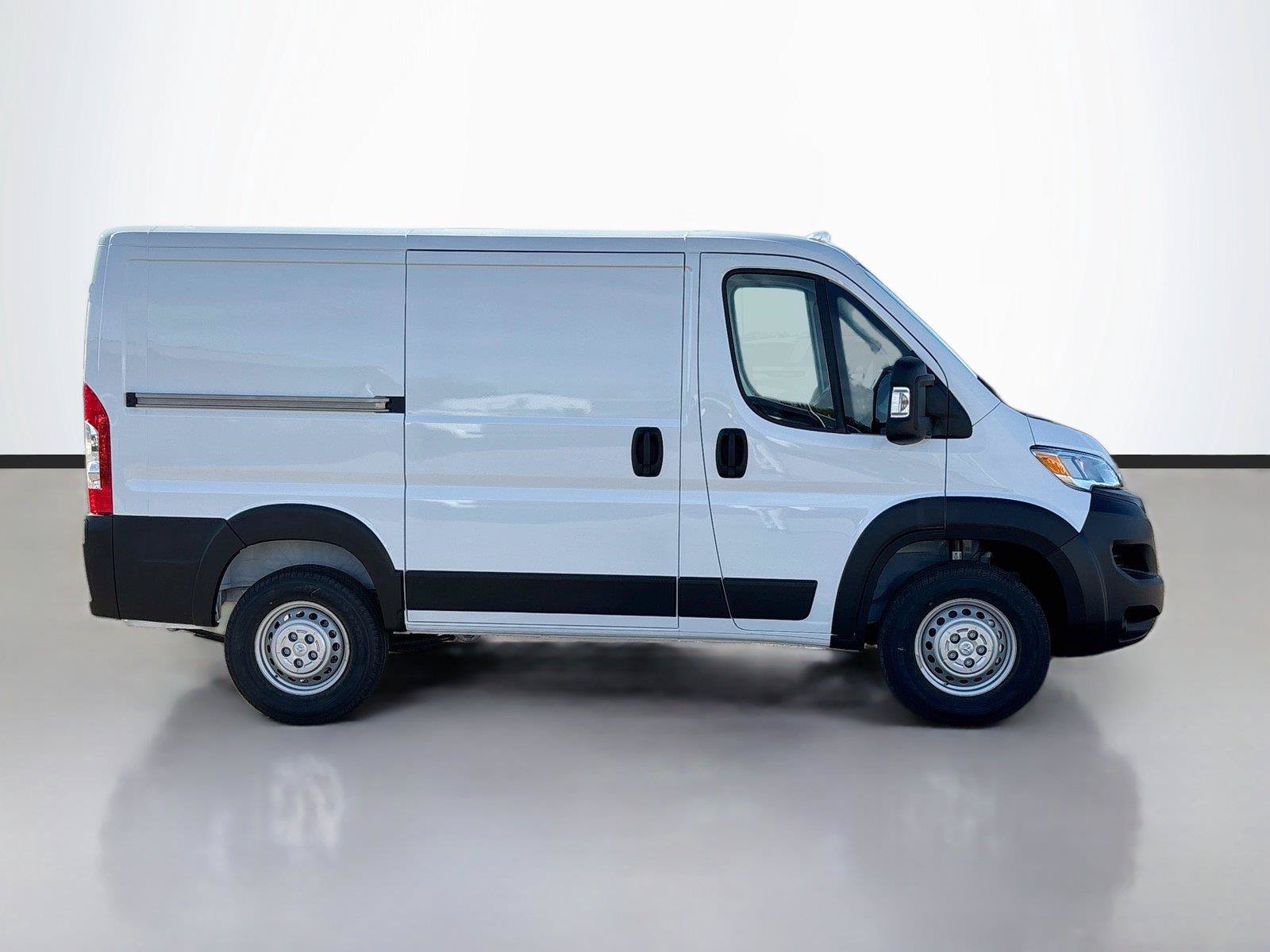New 2027 RAM ProMaster 1500 w/ Convenience Group FWD image 15
