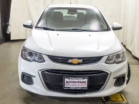 Used 2018 Chevrolet Sonic Premier image 3