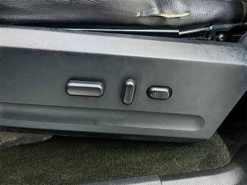 Used 2017 Ford Expedition EL XLT w/ Equipment Group 201A image 18