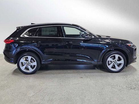 New 2025 Audi Q5 Premium Plus image 8