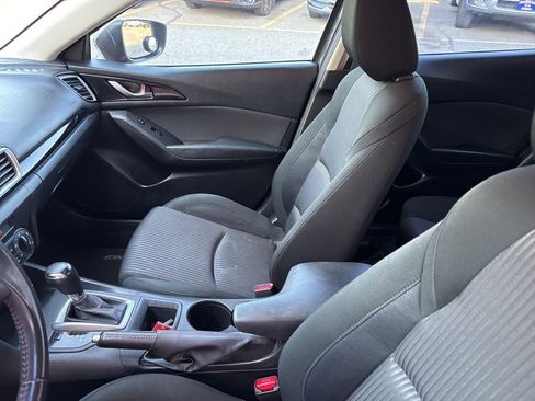 Used 2014 MAZDA MAZDA3 i Touring image 12