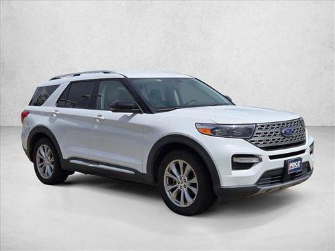 Used 2021 Ford Explorer Limited w/ Equipment Group 301A RWD image 3