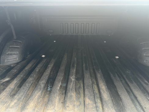 Used 2018 Ford F250 XLT w/ XLT Premium Package AWD/4WD image 8