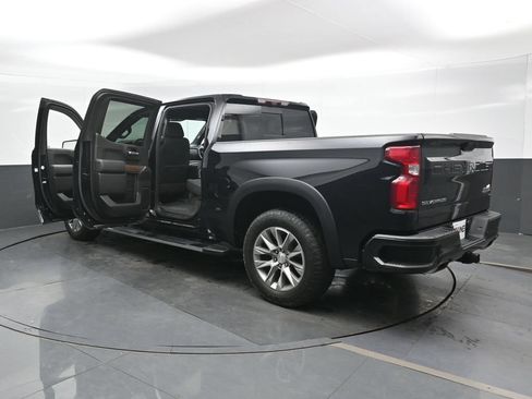 Used 2021 Chevrolet Silverado 1500 High Country w/ Technology Package AWD/4WD image 35