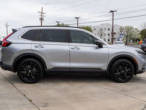 Used 2024 Honda CR-V Sport Touring image 9