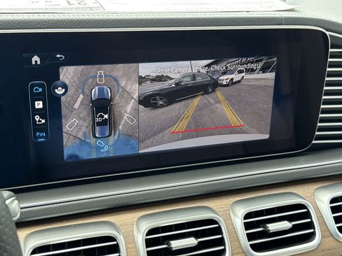 New 2026 Mercedes-Benz GLS 450 4MATIC image 27