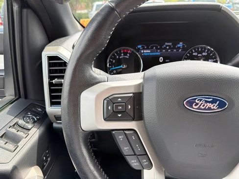 Used 2022 Ford F350 Lariat w/ Black Appearance Package AWD/4WD image 7