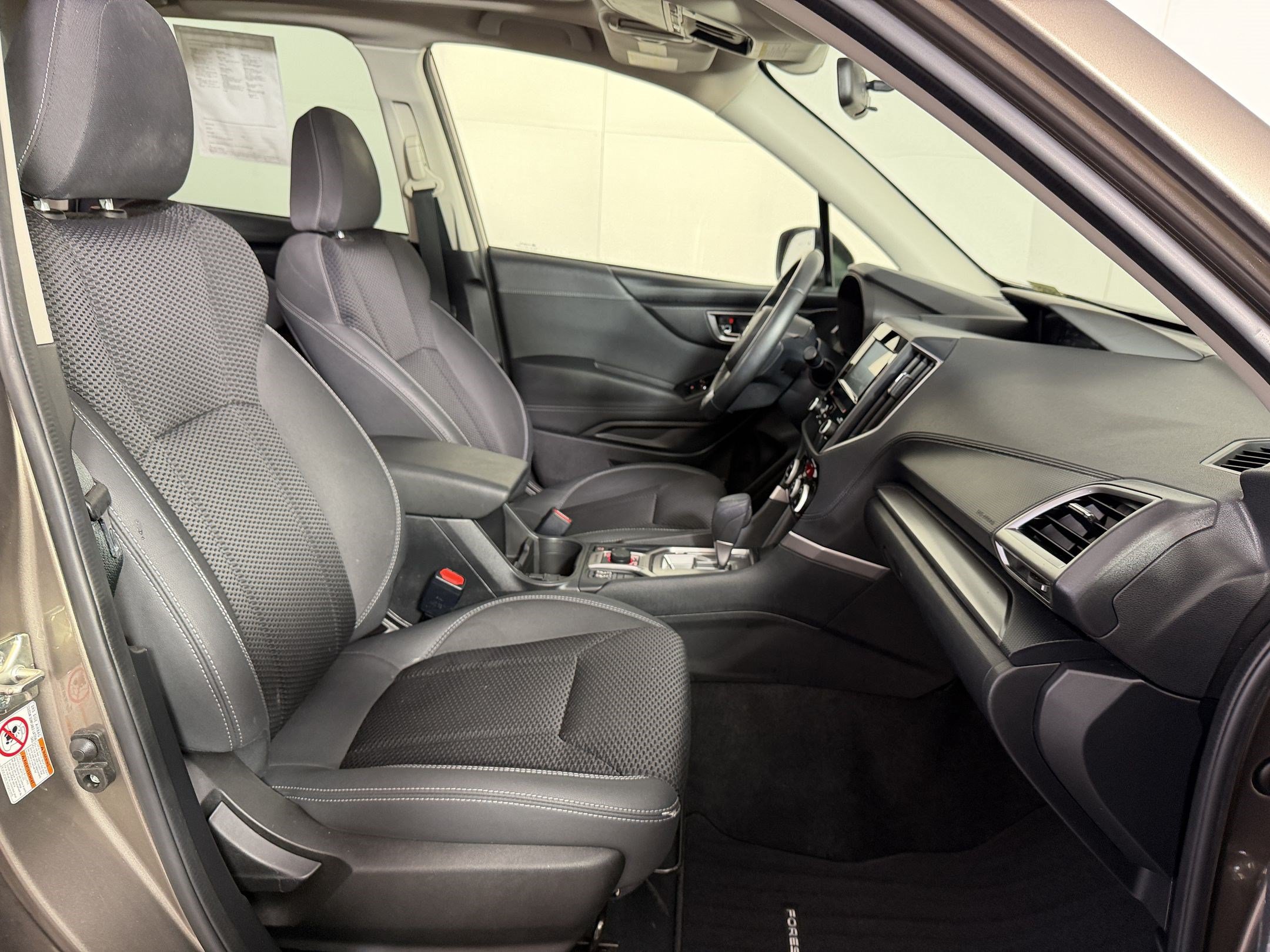 Used 2020 Subaru Forester Premium AWD/4WD image 24
