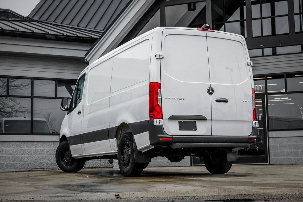 Used 2026 Mercedes-Benz Sprinter 2500 image 2