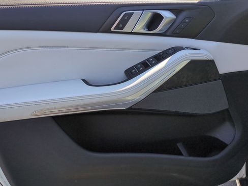 Certified 2023 BMW X5 xDrive40i w/ Premium Package image 14