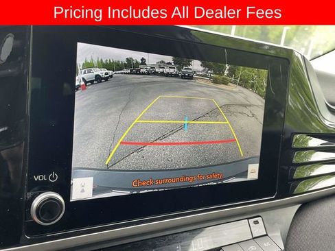 Used 2025 Toyota Camry LE FWD image 28
