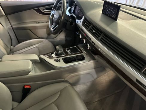 Used 2018 Audi Q7 2.0T Premium Plus w/ Premium Plus Package AWD/4WD image 19