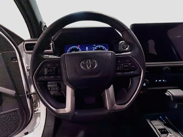 Certified 2025 Toyota 4Runner Trailhunter AWD/4WD image 10