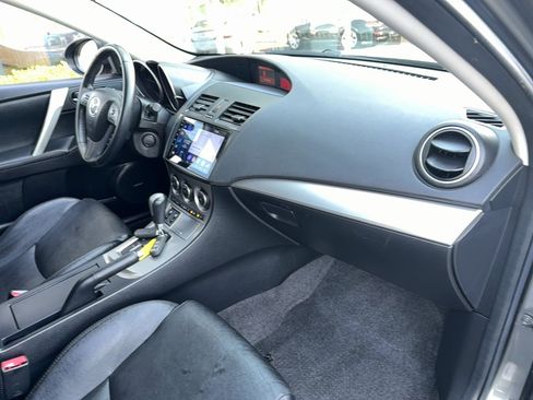Used 2010 MAZDA MAZDA3 s Grand Touring FWD image 19