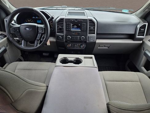 Used 2017 Ford F150 XLT AWD/4WD image 17