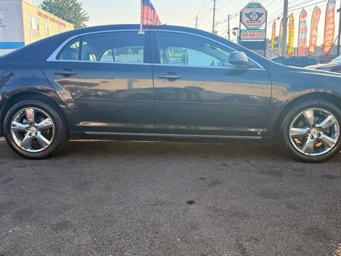 Used 2010 Chevrolet Malibu LT FWD image 11