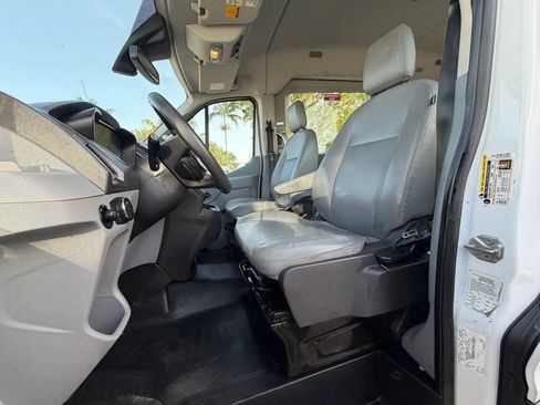 Used 2017 Ford Transit 350 XL RWD image 14