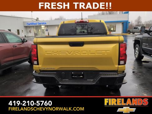 Used 2023 Chevrolet Colorado Trail Boss w/ Technology Package image 14