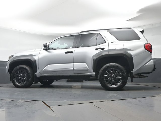 Certified 2026 Toyota 4Runner SR5 AWD/4WD image 34