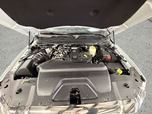New 2026 RAM 3500 Tradesman AWD/4WD image 34