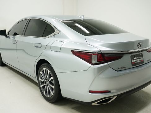 Used 2023 Lexus ES 350 w/ Accessory Package (Z2) FWD image 6