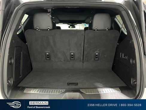 Used 2023 Chevrolet Tahoe Premier AWD/4WD image 28