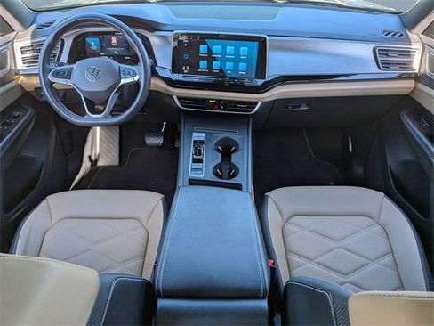 Certified 2024 Volkswagen Atlas Cross Sport SE image 15