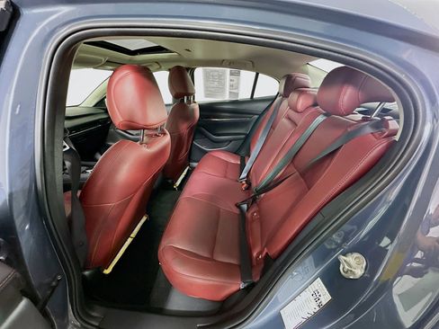 Used 2024 MAZDA MAZDA3 s image 27